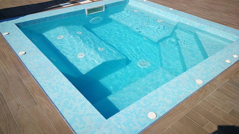 Piscine Isoblock